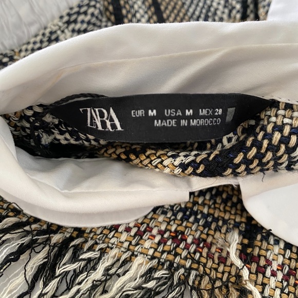 Peter Pan collar Zara blouse - Picture 4 of 5